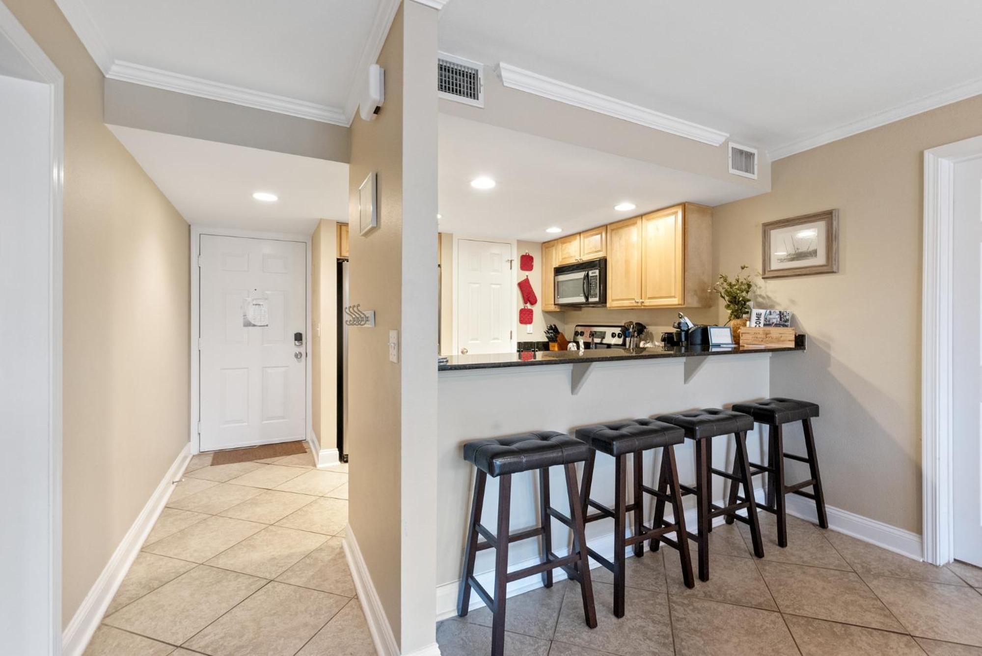 Fun 2 Bed/2 Bath Condo With Pool On Biloxi Beach Экстерьер фото