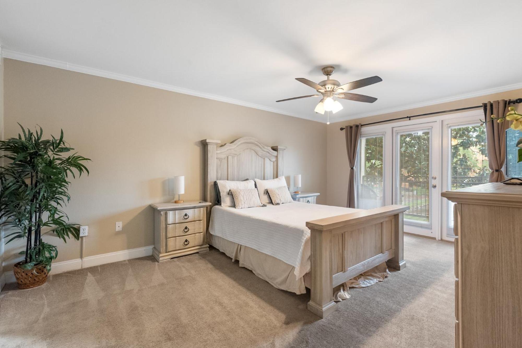 Fun 2 Bed/2 Bath Condo With Pool On Biloxi Beach Экстерьер фото